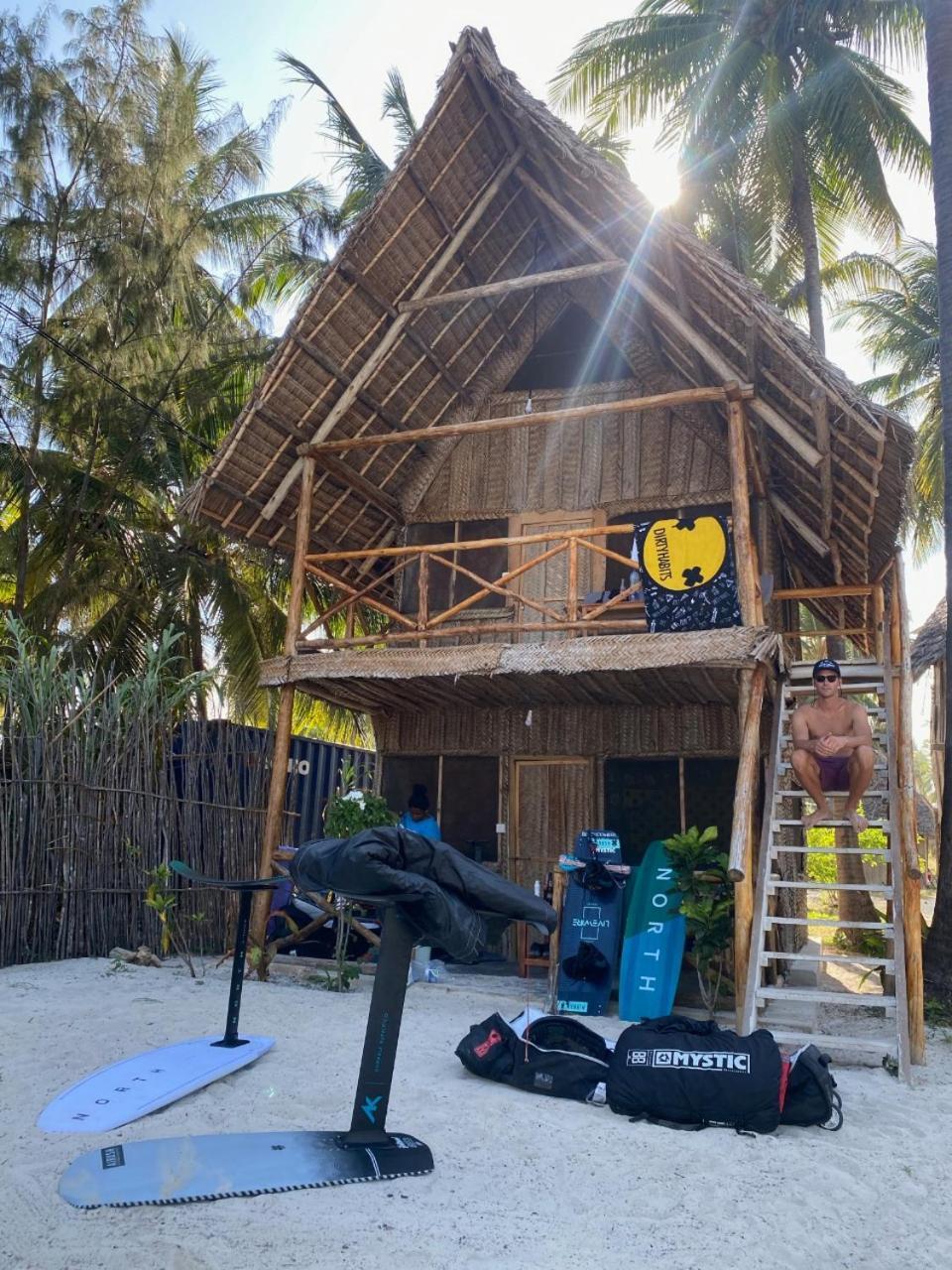 Drifters Zanzibar Hostel Paje Exterior photo