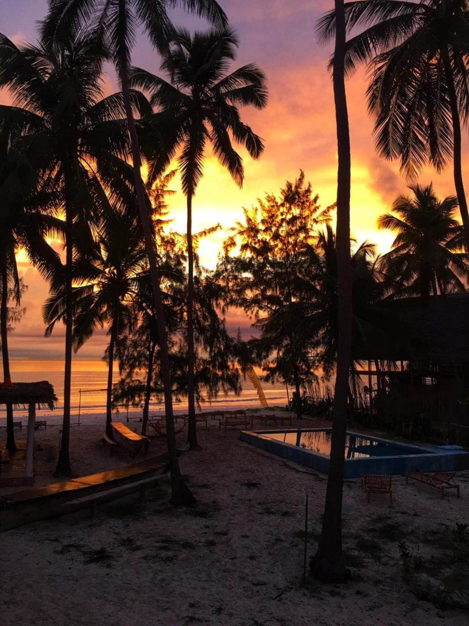 Drifters Zanzibar Hostel Paje Exterior photo